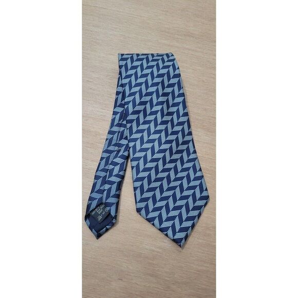 Ermenegildo Zegna 100% Silk Tie Blue Geometric Luxury Designer Made in ITALY - Picture 2 of 9